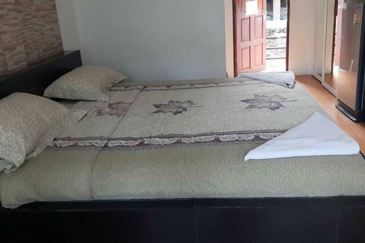Mint Guesthouse Ко Тао Екстериор снимка