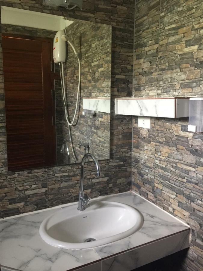 Mint Guesthouse Ко Тао Екстериор снимка